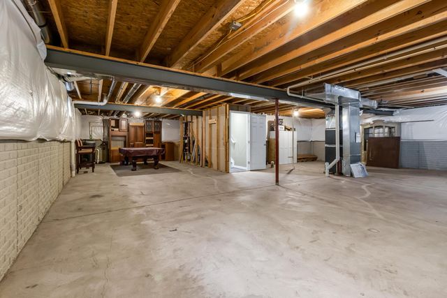 1938 Spring Cove Drive, Grove City, OH 43123