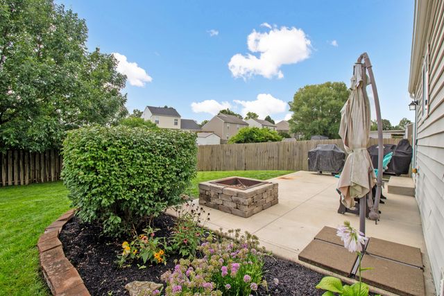 1938 Spring Cove Drive, Grove City, OH 43123
