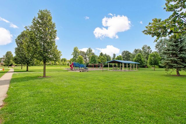 1938 Spring Cove Drive, Grove City, OH 43123