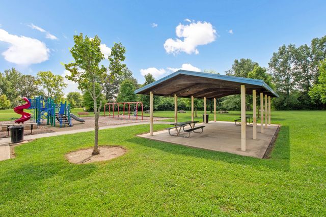 1938 Spring Cove Drive, Grove City, OH 43123