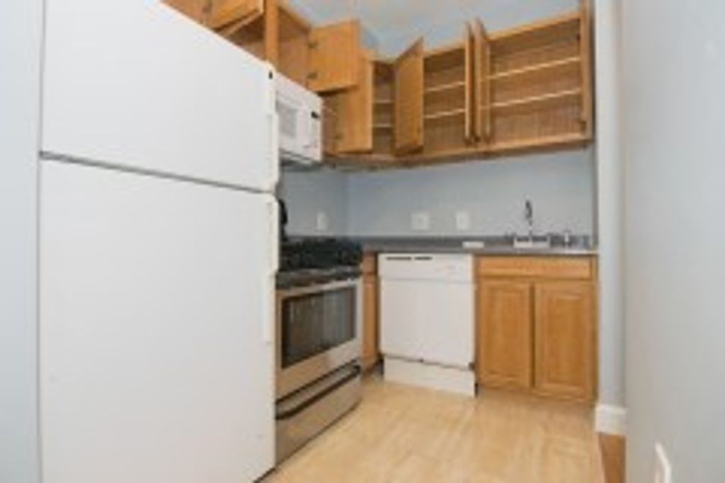 43 Boulevard Terrace 2, Boston, MA 02135
