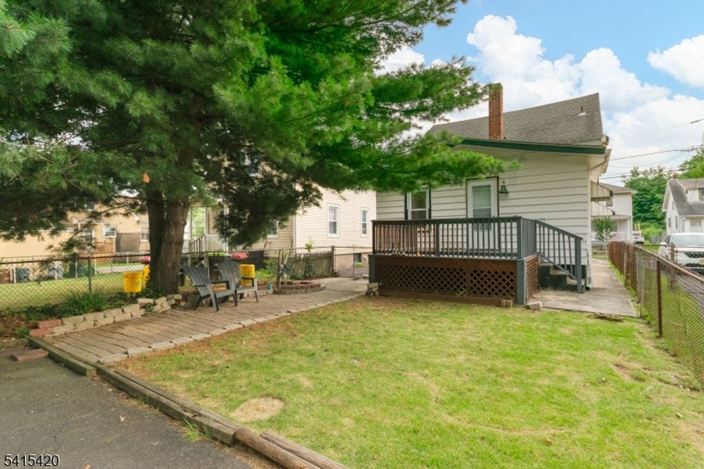 16 Clover Ave, Ewing Twp., NJ 08638