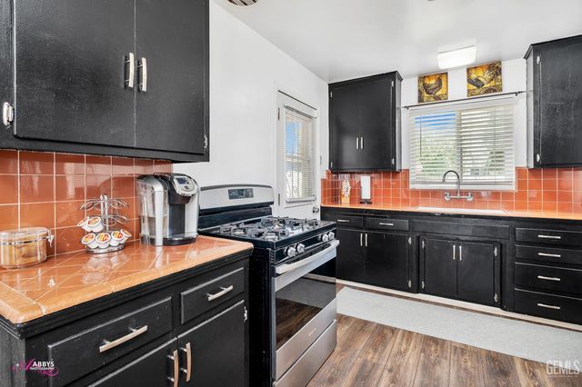 3007 Bucknell Street, Bakersfield, CA 93305