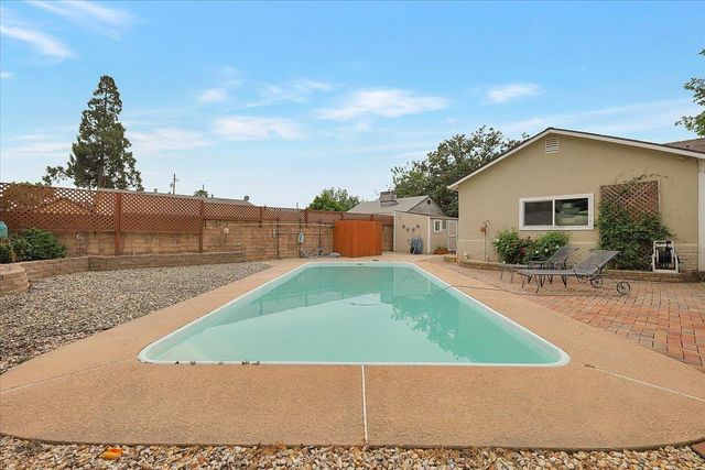 64 Michigan St, Yuba City, CA 95991