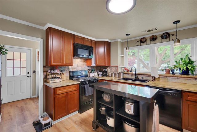 64 Michigan St, Yuba City, CA 95991