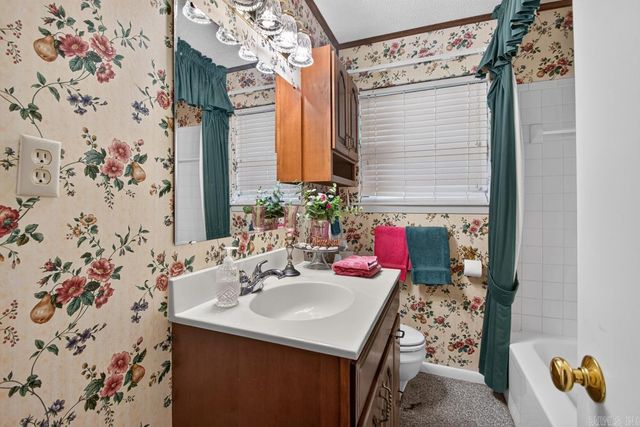 9009 Byron Drive, Little Rock, AR 72205