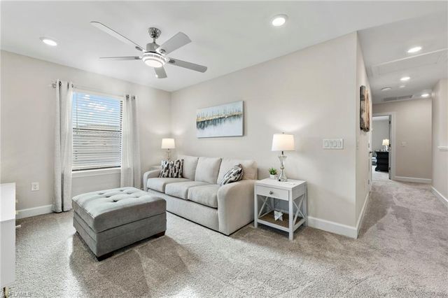 2147 Yellowfin CIR, Naples, FL 34114