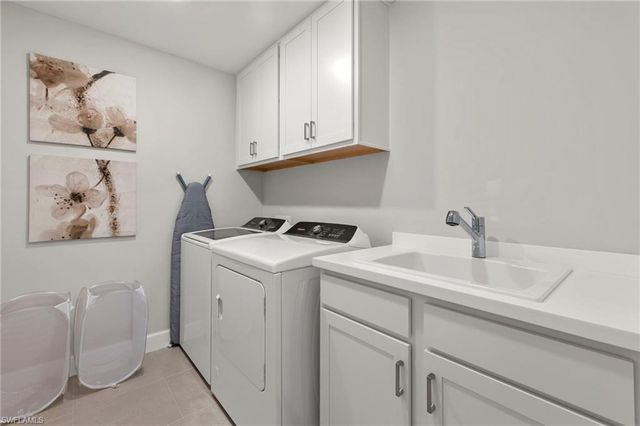 2147 Yellowfin CIR, Naples, FL 34114