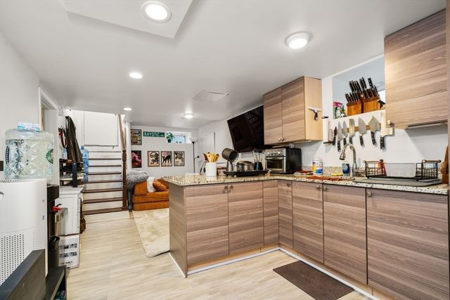 113-115 Nottinghill Rd, Boston, MA 02135