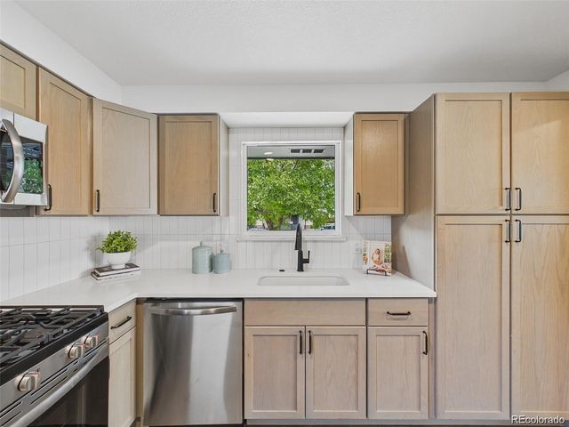 1370 Zenobia Street, Denver, CO 80204