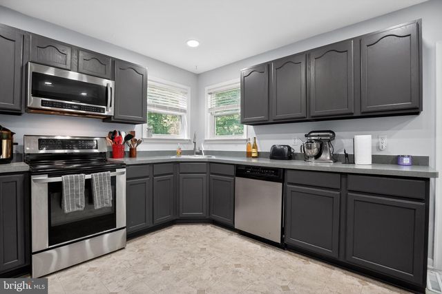 1832 LOTTIE FOWLER RD, Prince Frederick, MD 20678