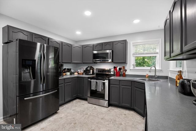 1832 LOTTIE FOWLER RD, Prince Frederick, MD 20678