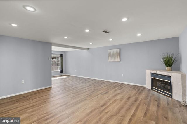 8746 STONEHOUSE DR, Ellicott City, MD 21043