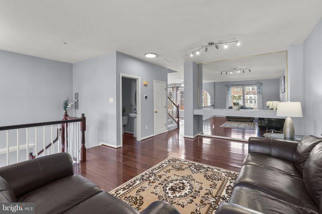 8746 STONEHOUSE DR, Ellicott City, MD 21043