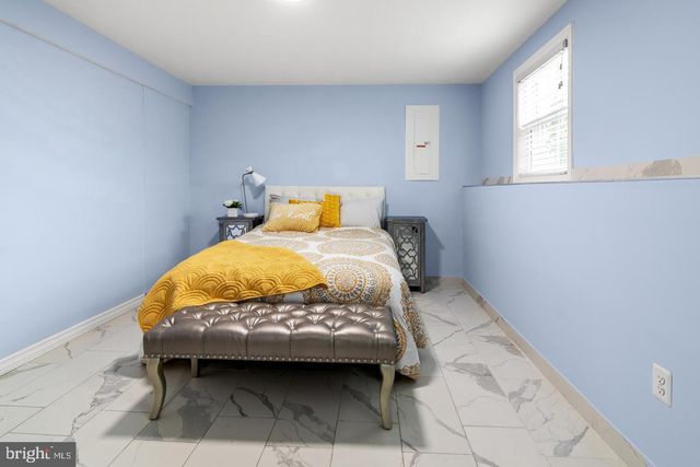 8252 GLEN CT, Jessup, MD 20794