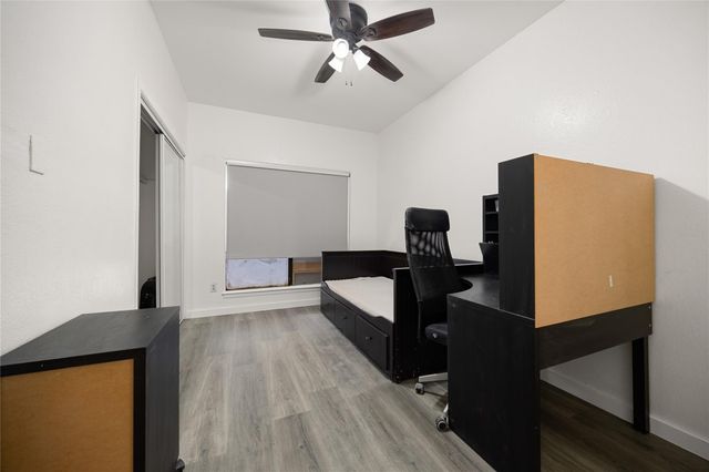 806 W 24th ST 213, Austin, TX 78705