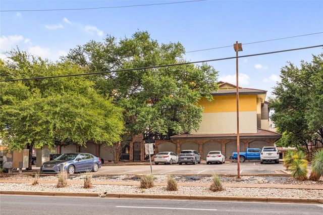 806 W 24th ST 213, Austin, TX 78705