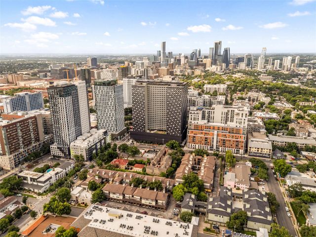 806 W 24th ST 213, Austin, TX 78705