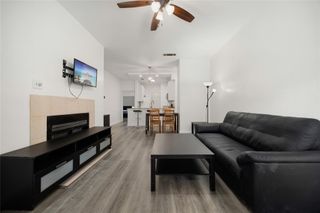 806 W 24th ST 213, Austin, TX 78705