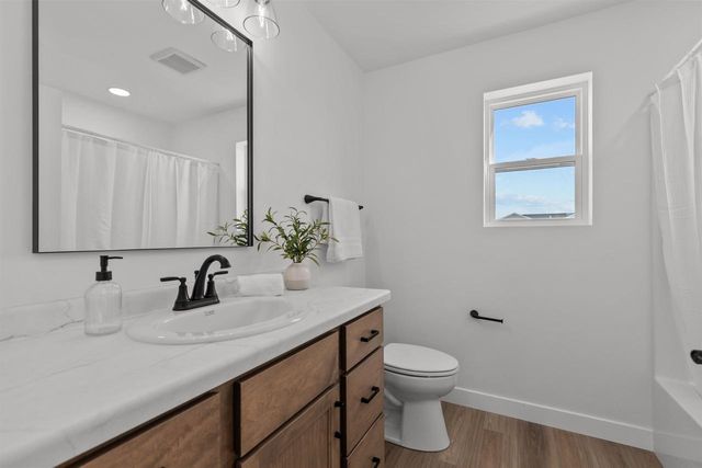 W5658 TONYS WAY, Appleton, WI 54915