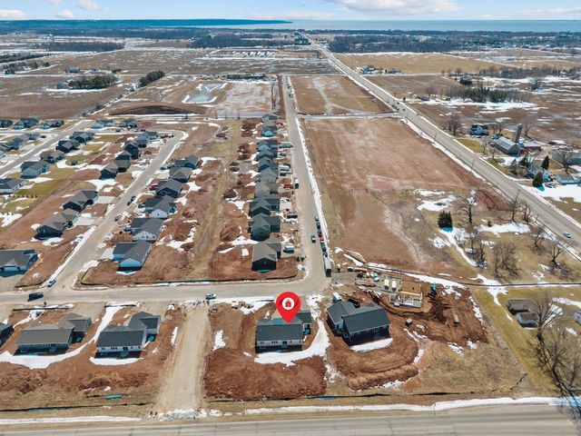 W5658 TONYS WAY, Appleton, WI 54915