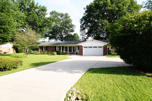 2511 Colony Court, Carmel, IN 46280