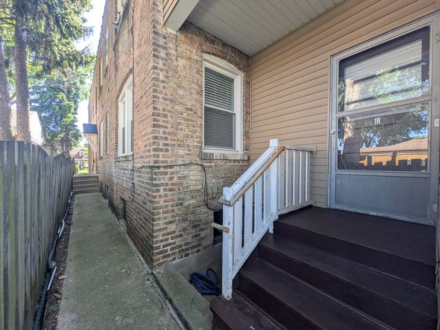 9436 Lincoln Avenue 1R, Brookfield, IL 60513