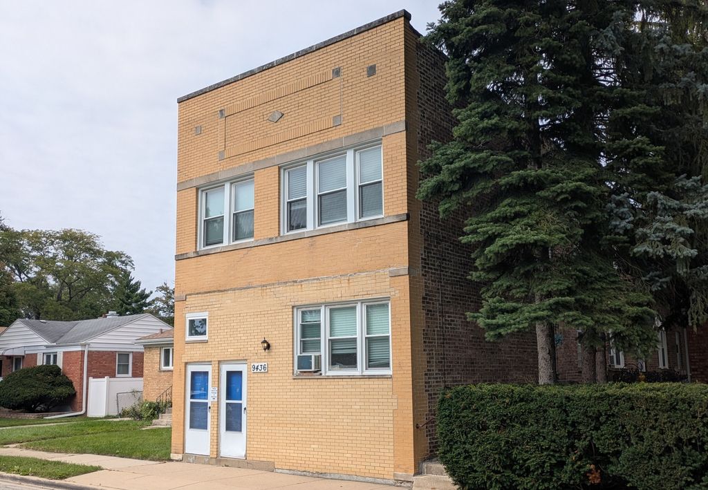 9436 Lincoln Avenue 1R, Brookfield, IL 60513