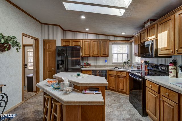 126 Elizabeth Ann Drive, Johnson City, TN 37601