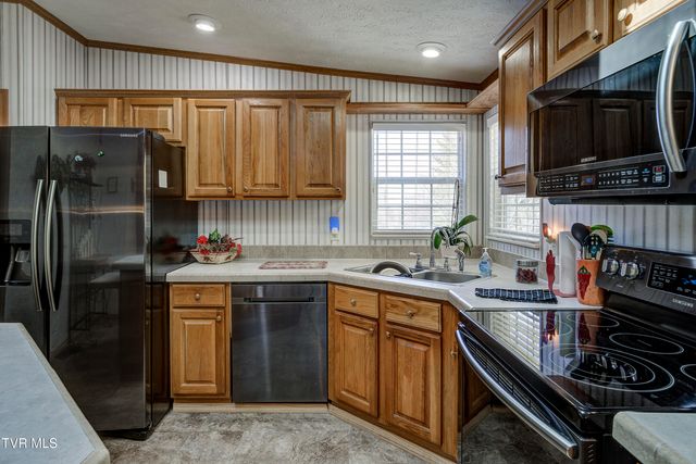 126 Elizabeth Ann Drive, Johnson City, TN 37601