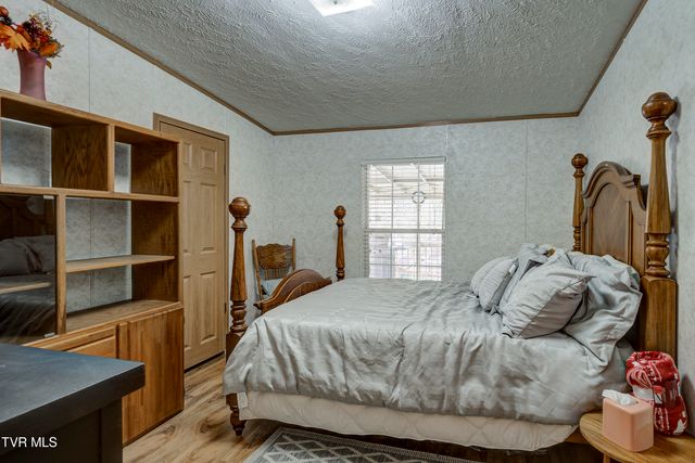 126 Elizabeth Ann Drive, Johnson City, TN 37601