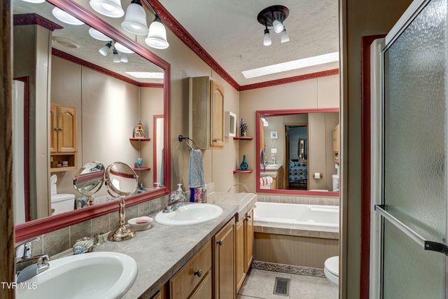 126 Elizabeth Ann Drive, Johnson City, TN 37601