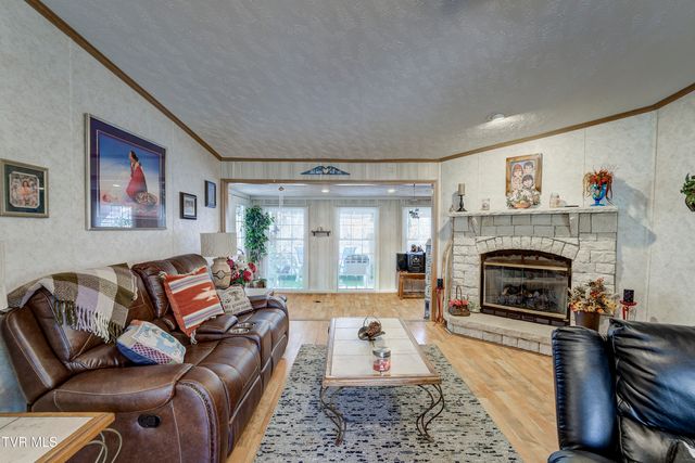 126 Elizabeth Ann Drive, Johnson City, TN 37601