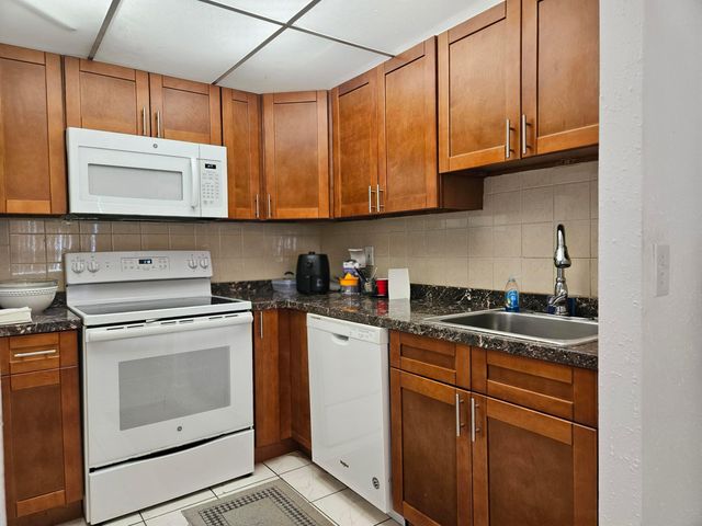 743 Flanders P, Delray Beach, FL 33484