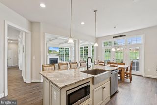 35490 SUNNY RIDGE RD, Round Hill, VA 20141
