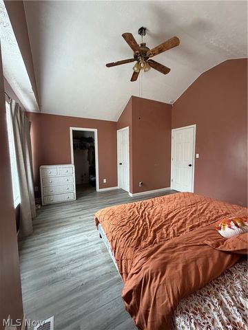 1338 W 89th Street, Cleveland, OH 44102