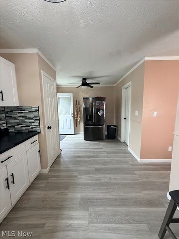 1338 W 89th Street, Cleveland, OH 44102