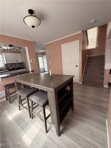 1338 W 89th Street, Cleveland, OH 44102