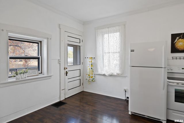 2537 Maine Street, Quincy, IL 62301