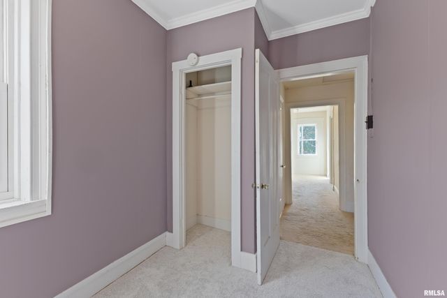 2537 Maine Street, Quincy, IL 62301