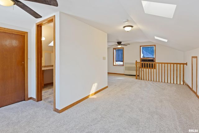 2537 Maine Street, Quincy, IL 62301