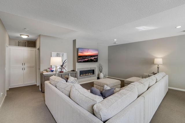 14953 Hillside Circle NW, Prior Lake, MN 55372