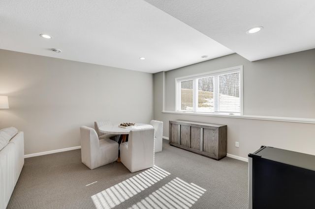 14953 Hillside Circle NW, Prior Lake, MN 55372