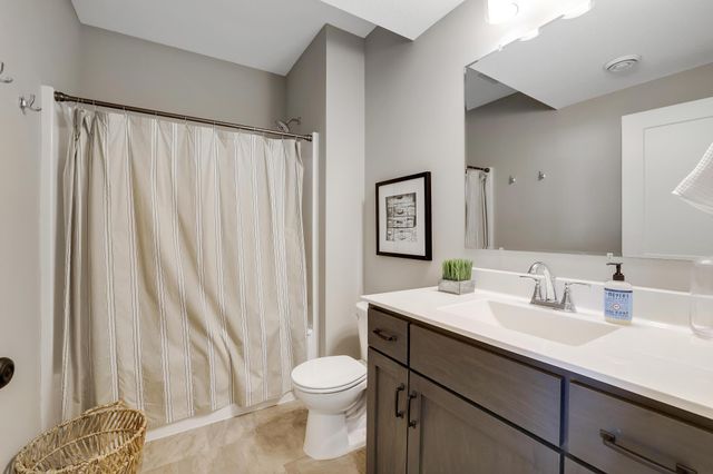 14953 Hillside Circle NW, Prior Lake, MN 55372