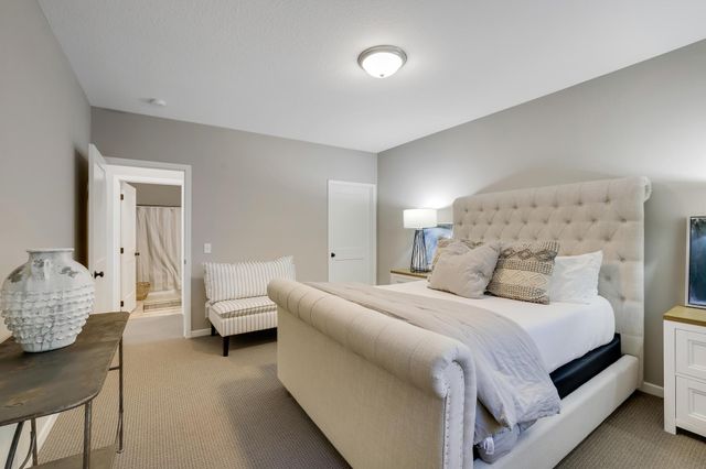 14953 Hillside Circle NW, Prior Lake, MN 55372