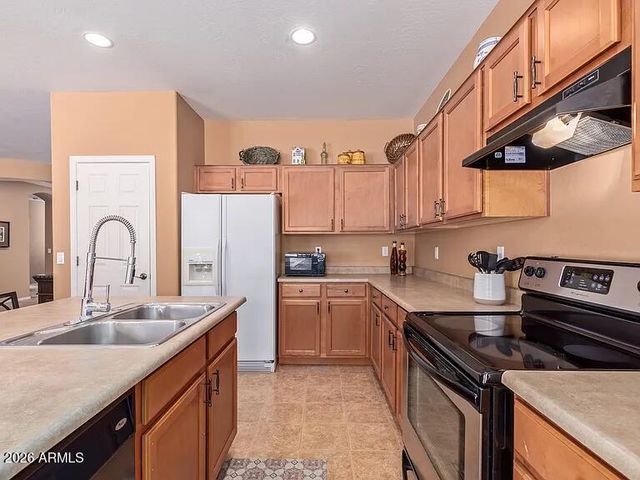 2310 W Spur Drive, Phoenix, AZ 85085