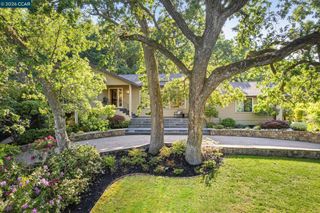 3345 Ridge Rd, Lafayette, CA 94549