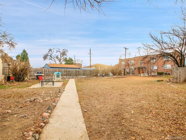 1620 Colorado Boulevard 11, Denver, CO 80220