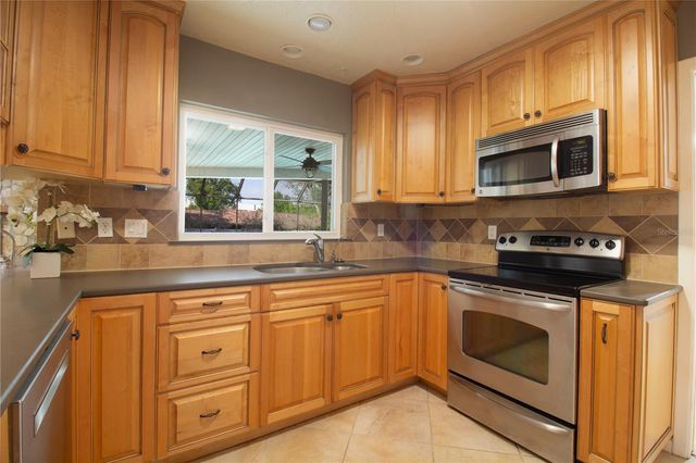 1656 BRAE MOOR LANE, Dunedin, FL 34698