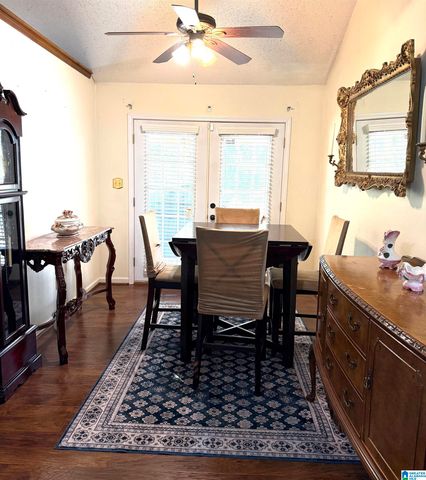 1009 25TH AVENUE N, Hueytown, AL 35023